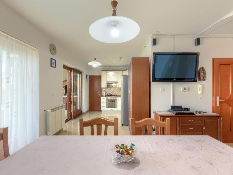 Apartment Matej Премантура Екстер'єр фото